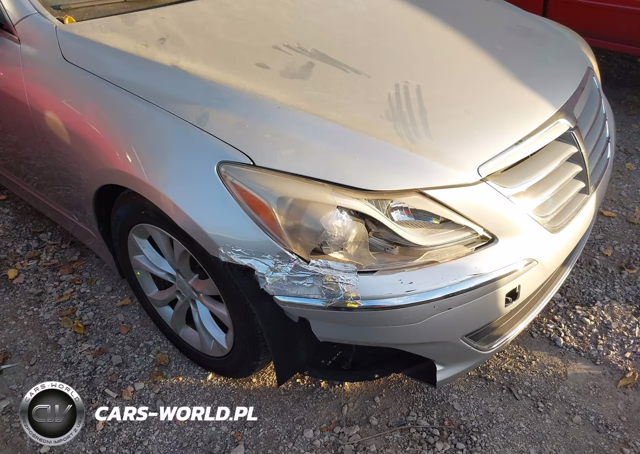 2013 Hyundai Genesis 3.8 VIN:KMHGC4DD0DU212773 - 6