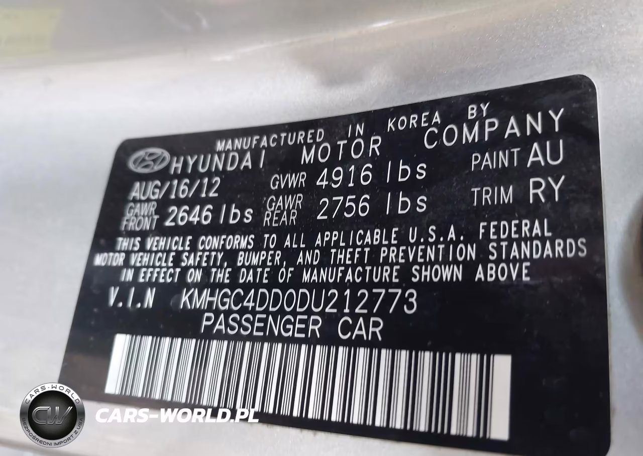 2013 Hyundai Genesis 3.8 VIN:KMHGC4DD0DU212773 - 9