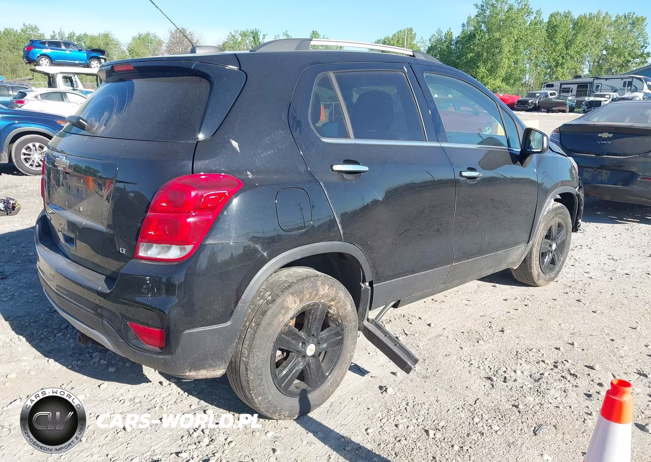 2019 Chevrolet Trax Lt VIN:KL7CJPSB0KB835120 - 4