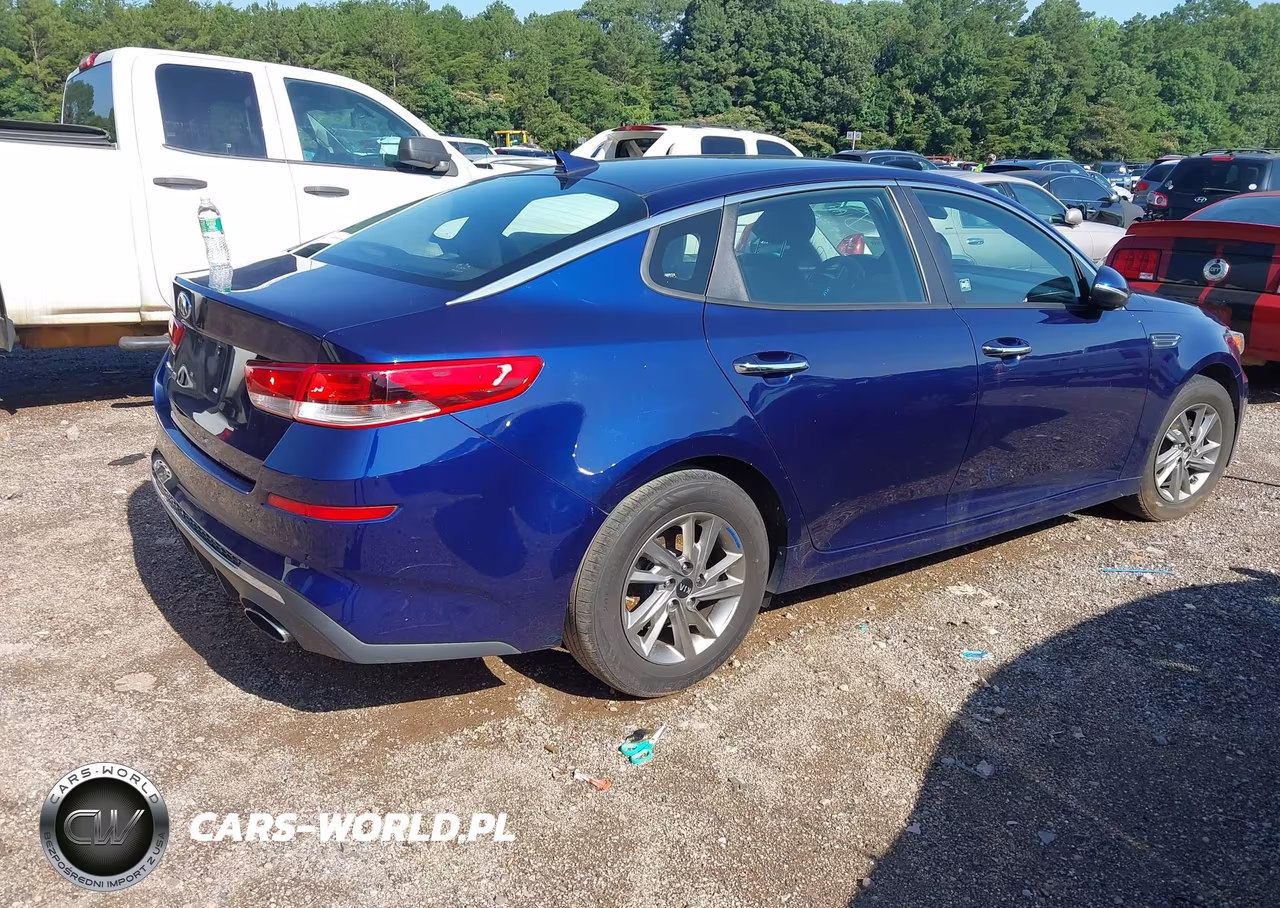 2019 Kia Optima Lx VIN:5XXGT4L39KG319854 - 4
