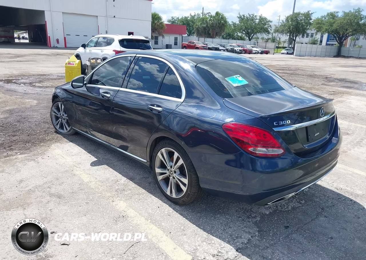 2018 Mercedes-Benz C 300 VIN:WDDWF4JB4JR326628 - 3
