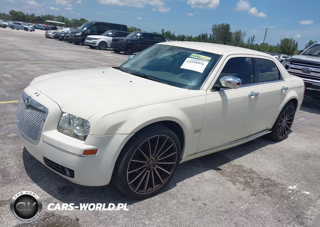 2009 Chrysler 300 Touring-Signature Series-Executive Series VIN:2C3KA53V19H622999 - 2