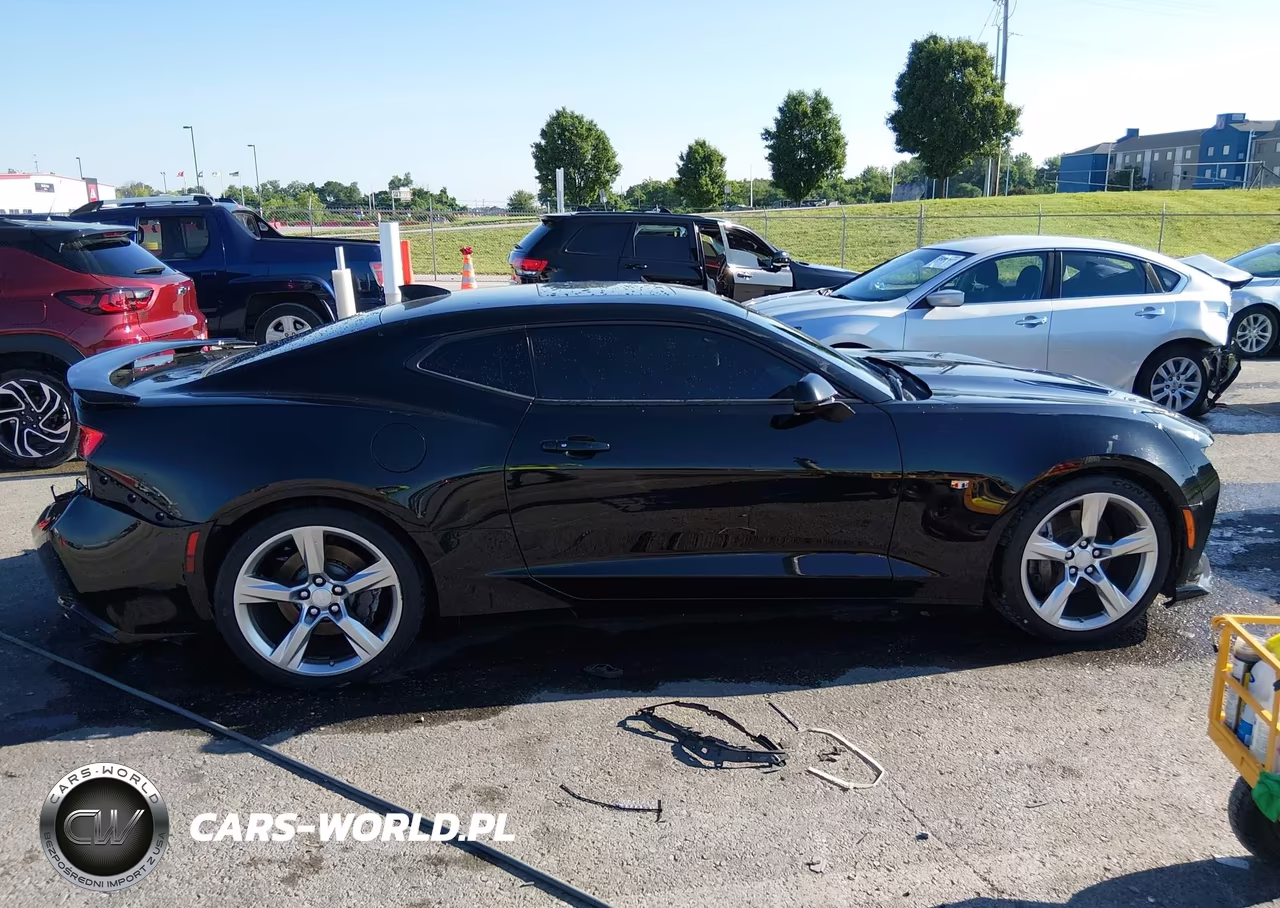 2018 Chevrolet Camaro 2Ss VIN:1G1FH1R78J0102343 - 13