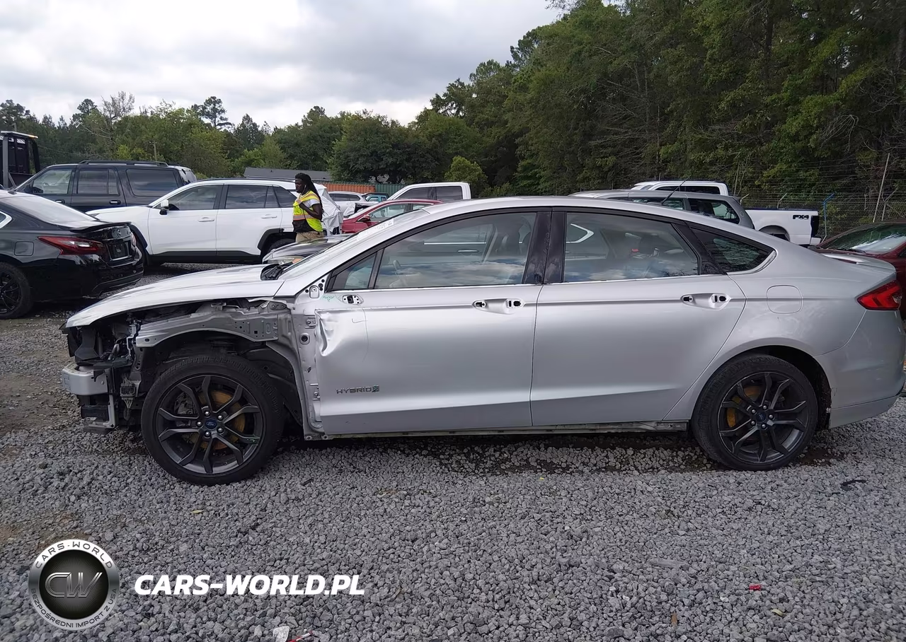 2018 Ford Fusion Hybrid Se VIN:3FA6P0LU1JR242419 - 15