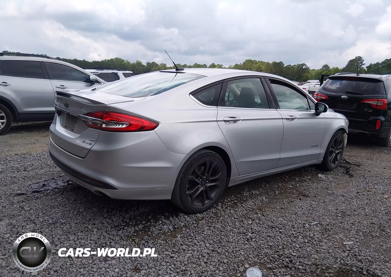2018 Ford Fusion Hybrid Se VIN:3FA6P0LU1JR242419 - 4