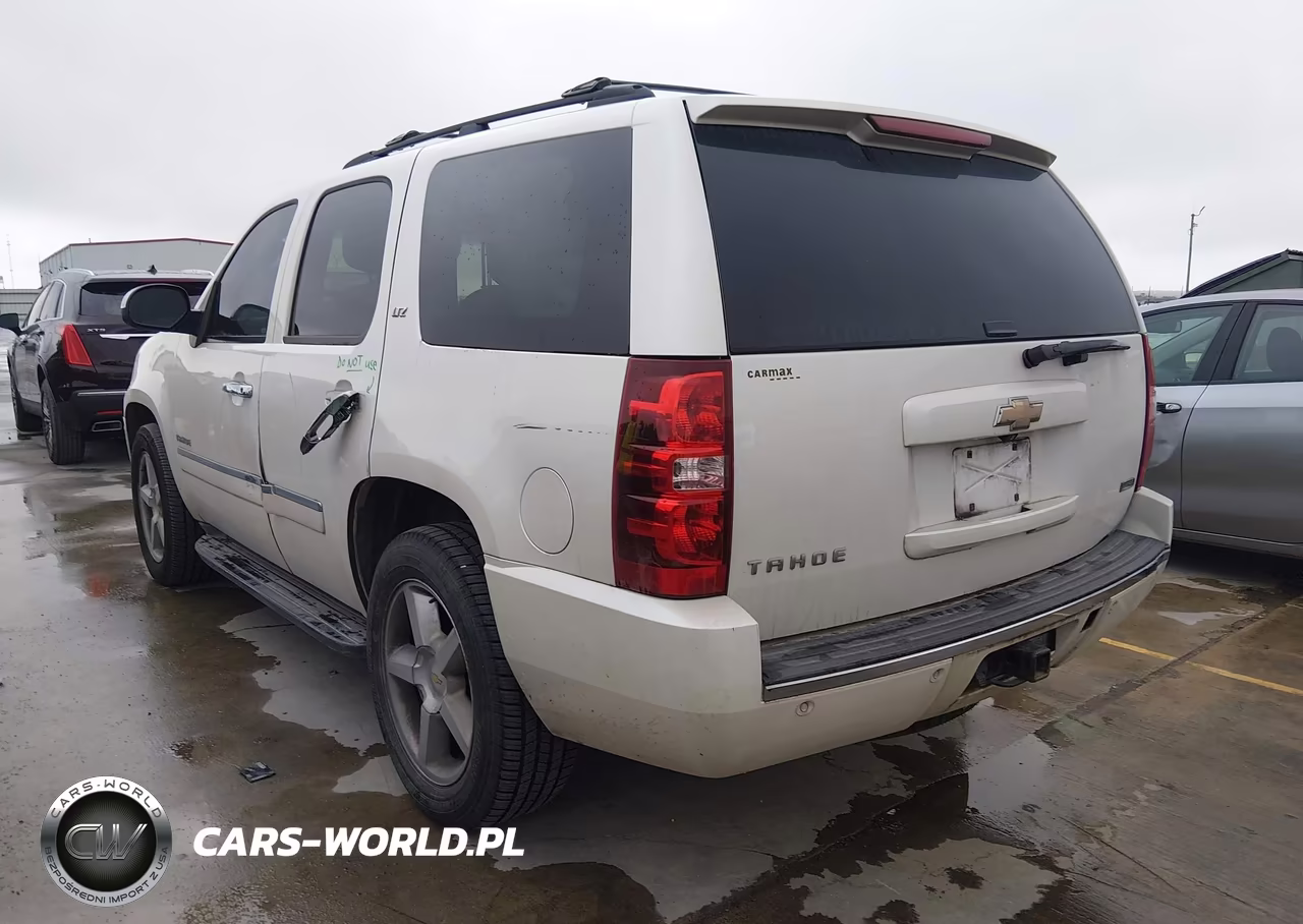 2011 Chevrolet Tahoe Ltz VIN:1GNSCCE03BR102599 - 3