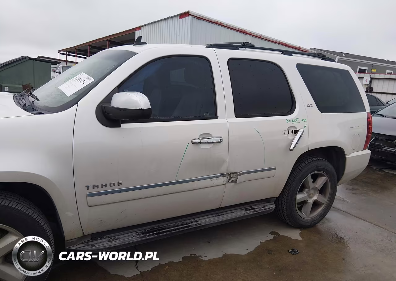 2011 Chevrolet Tahoe Ltz VIN:1GNSCCE03BR102599 - 6