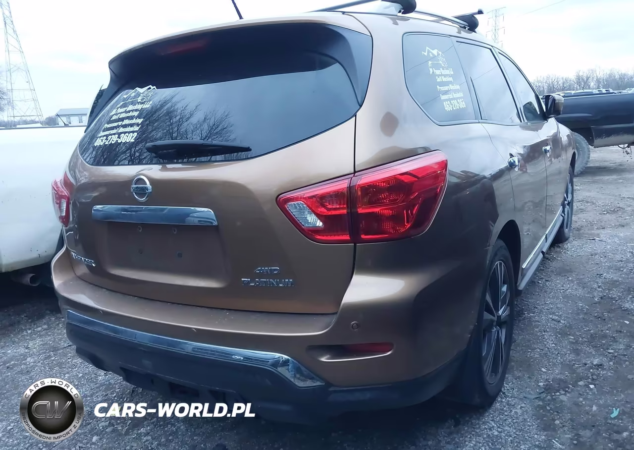 2017 Nissan Pathfinder Platinum VIN:5N1DR2MM3HC612540 - 4