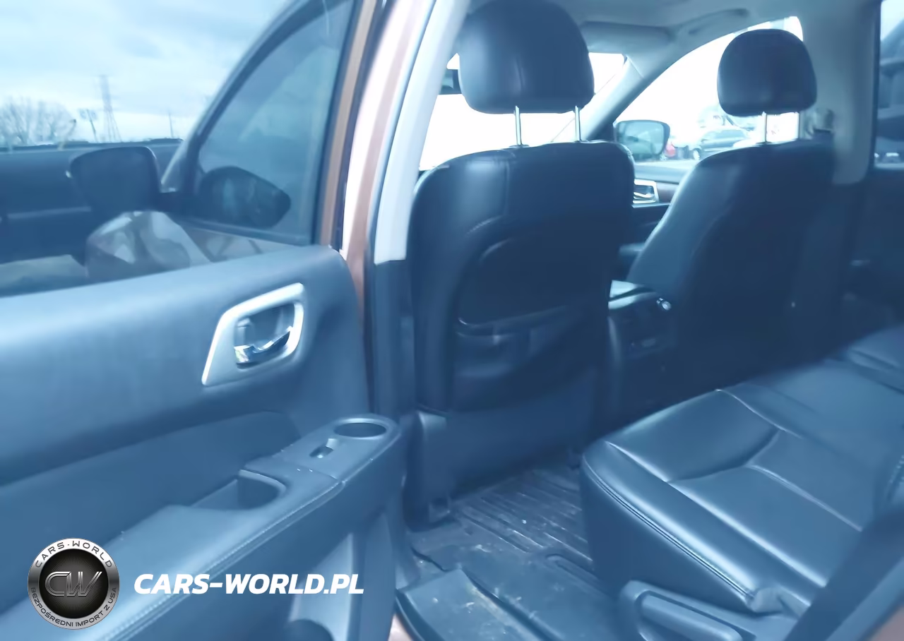 2017 Nissan Pathfinder Platinum VIN:5N1DR2MM3HC612540 - 8