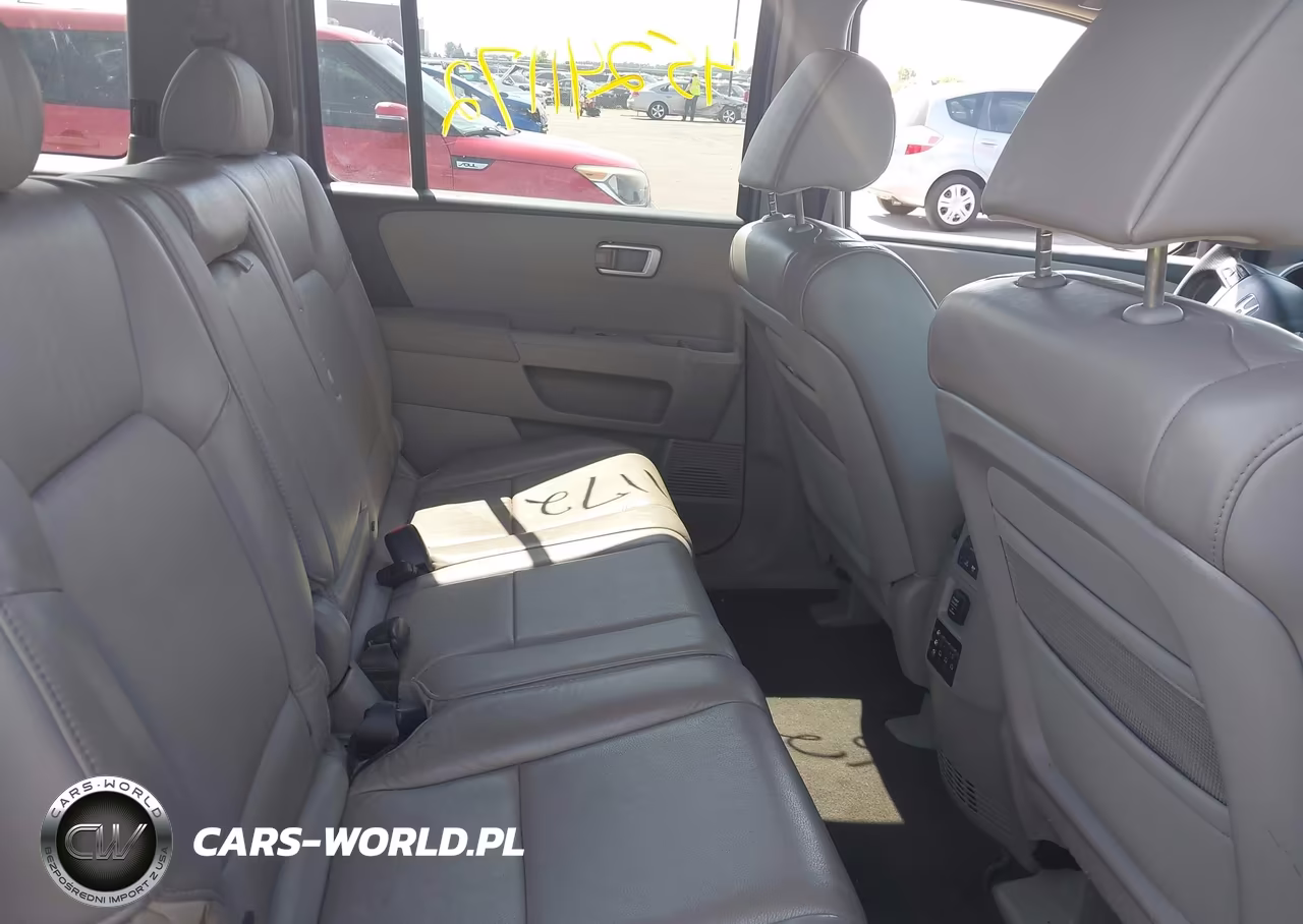 2011 Honda Pilot Ex-L VIN:5FNYF4H69BB089556 - 8
