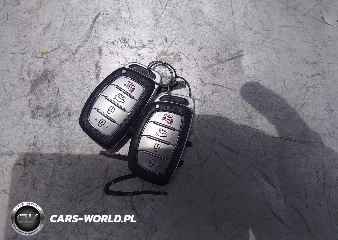 2018 Hyundai Elantra Sport VIN:KMHD04LB8JU724403 - 11