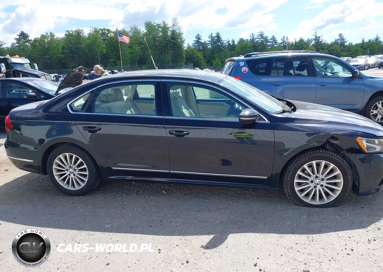2017 Volkswagen Passat 1.8T Se VIN:1VWBT7A3XHC012519 - 13