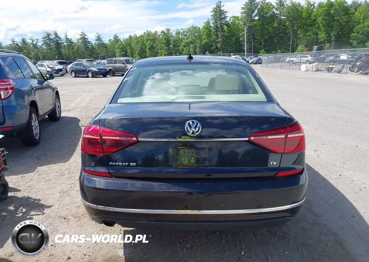 2017 Volkswagen Passat 1.8T Se VIN:1VWBT7A3XHC012519 - 16
