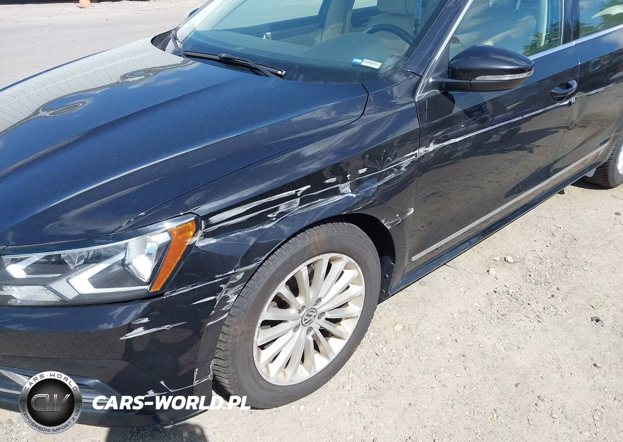 2017 Volkswagen Passat 1.8T Se VIN:1VWBT7A3XHC012519 - 6