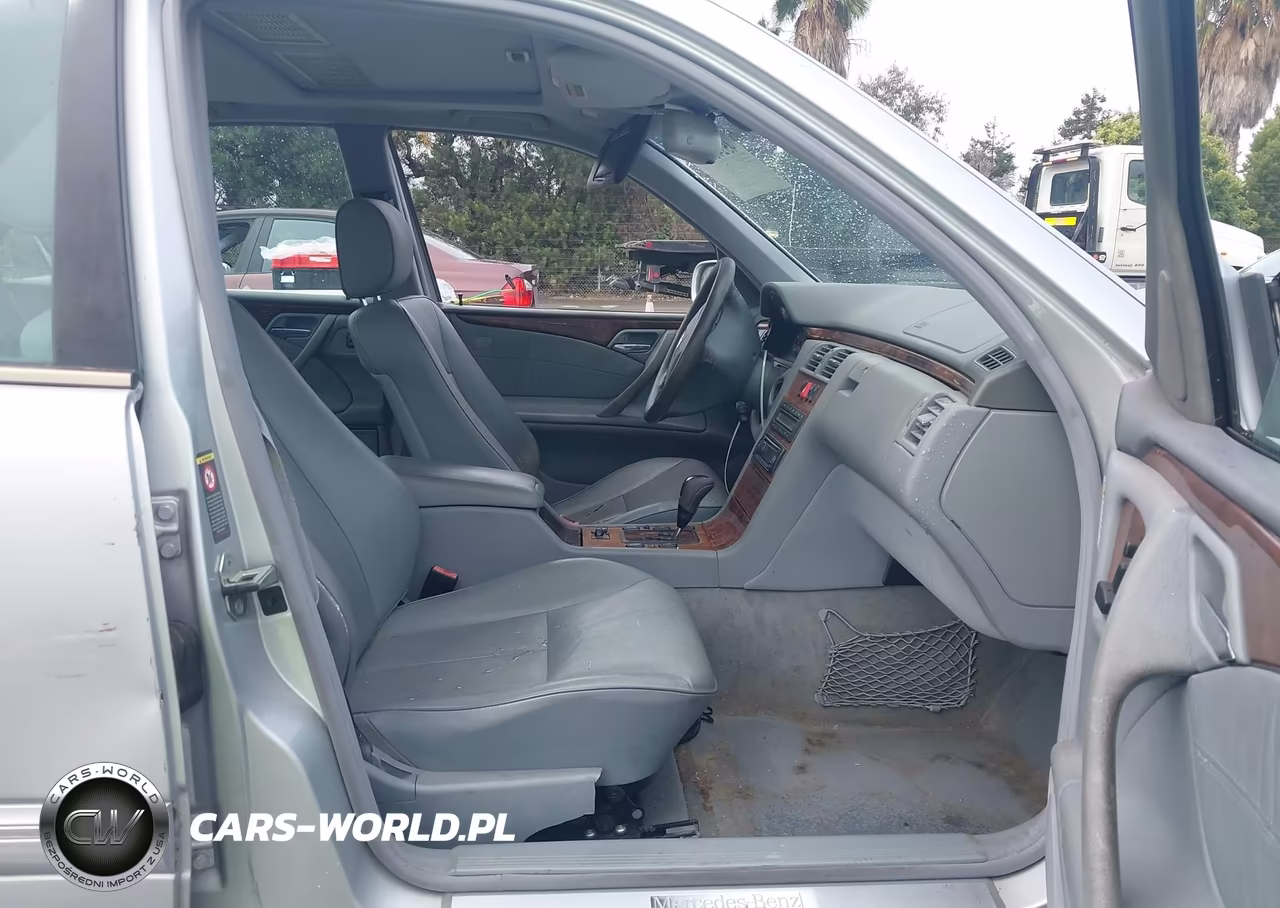 2001 Mercedes-Benz E 320 VIN:WDBJF65J11B166247 - 5