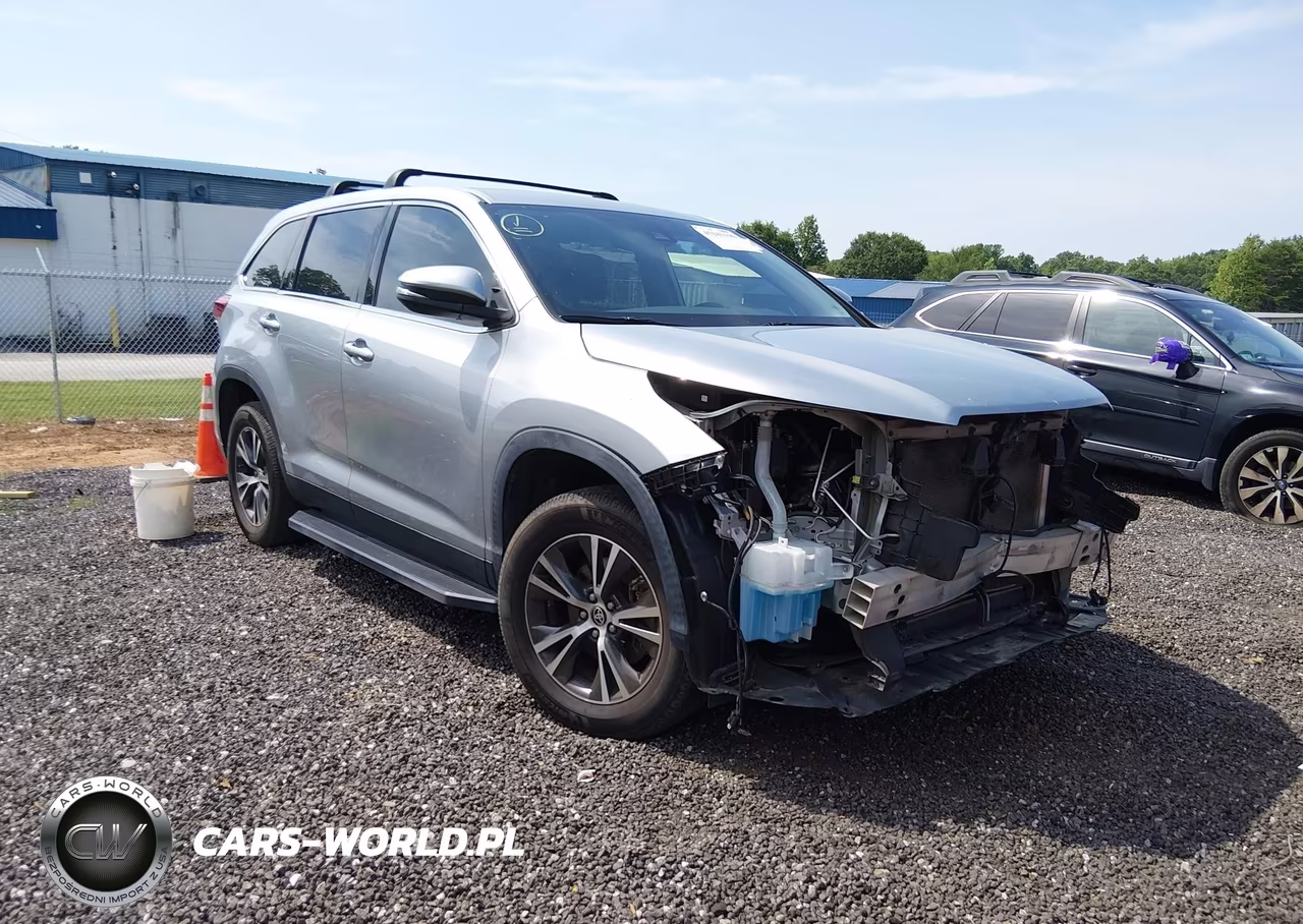 2019 Toyota Highlander Le