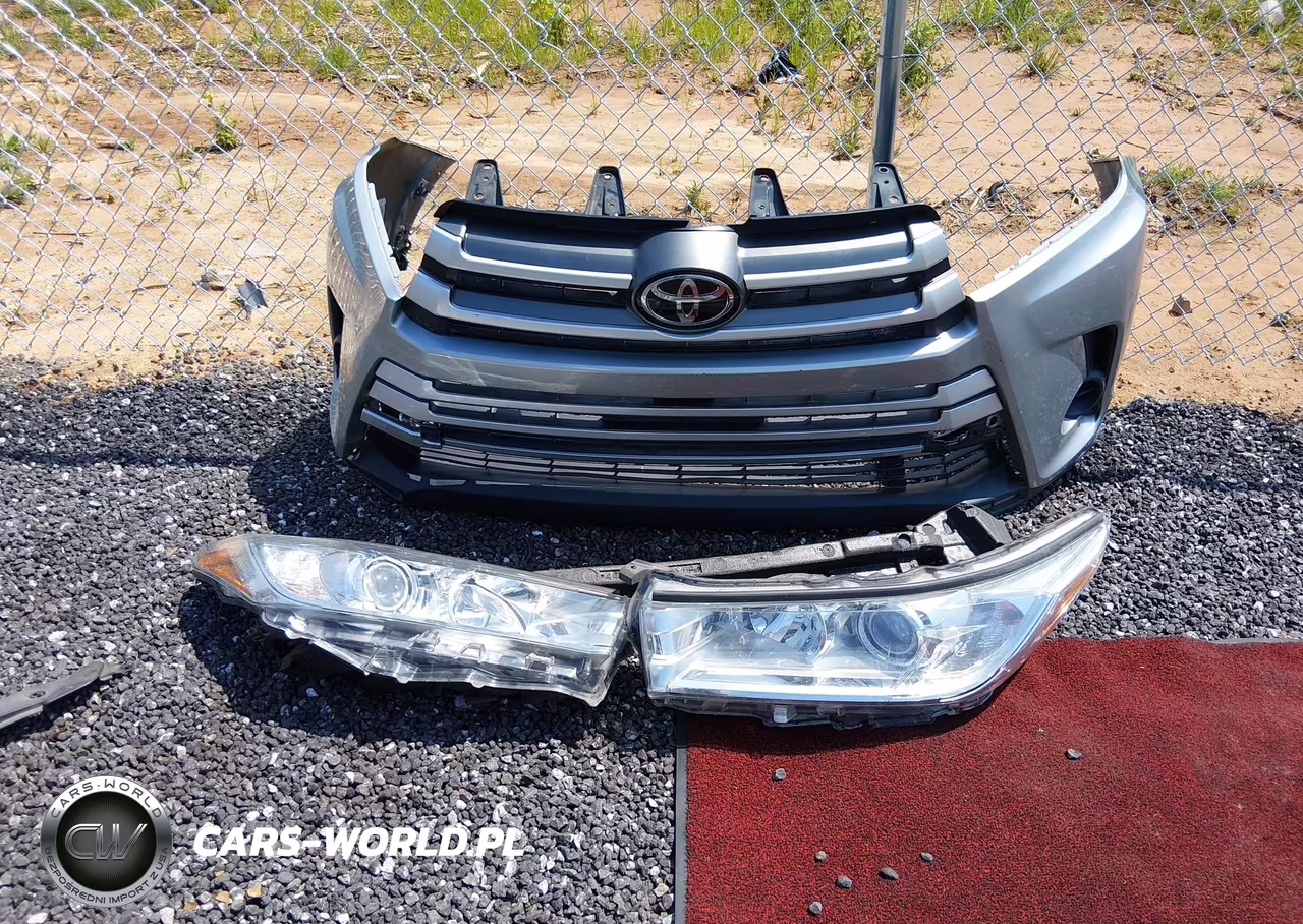 2019 Toyota Highlander Le VIN:5TDZARFH1KS061167 - 12