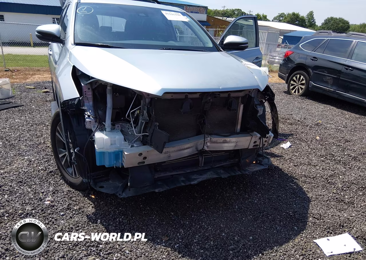 2019 Toyota Highlander Le VIN:5TDZARFH1KS061167 - 6
