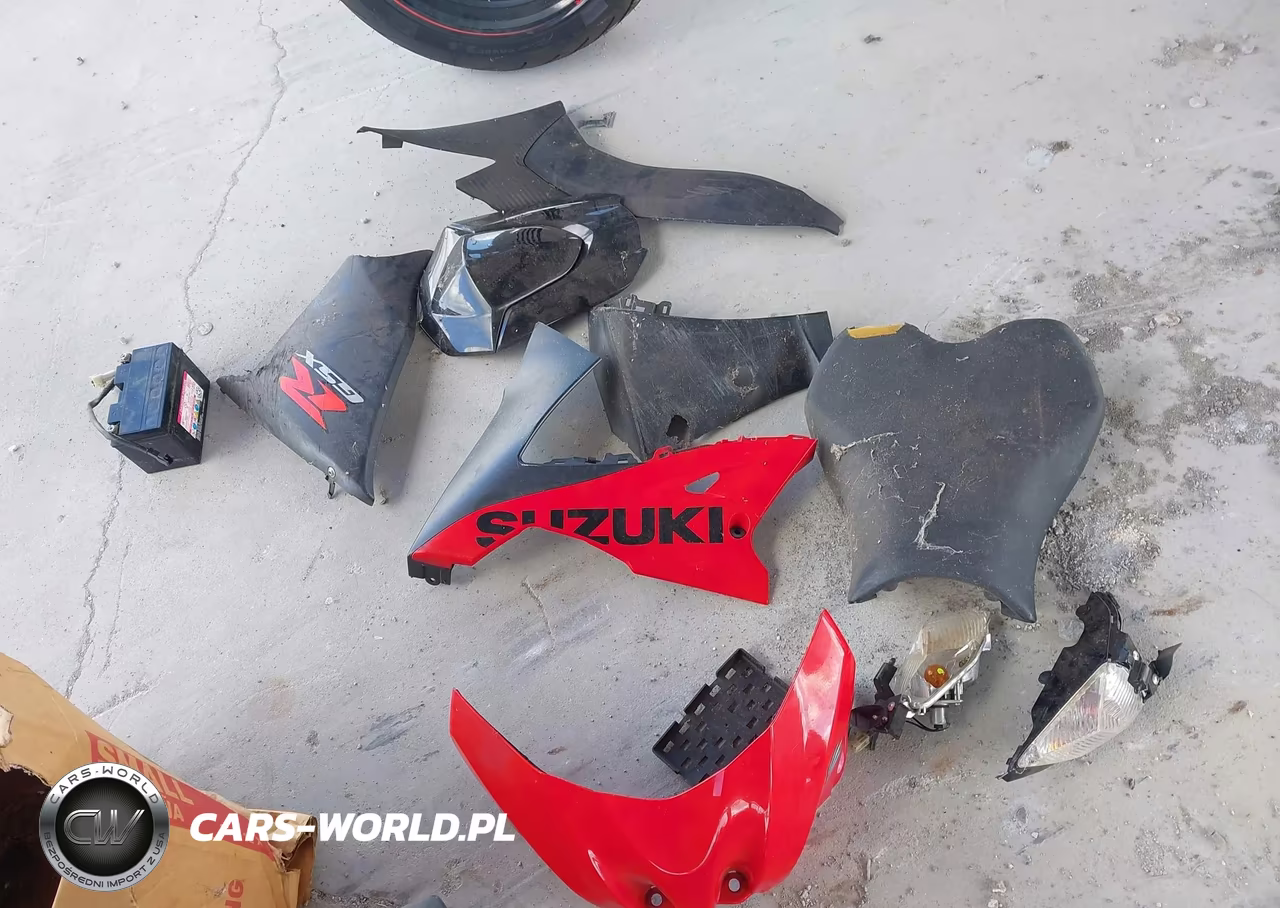2015 Suzuki Gsx-R1000 VIN:JS1GT78A8F2100866 - 12