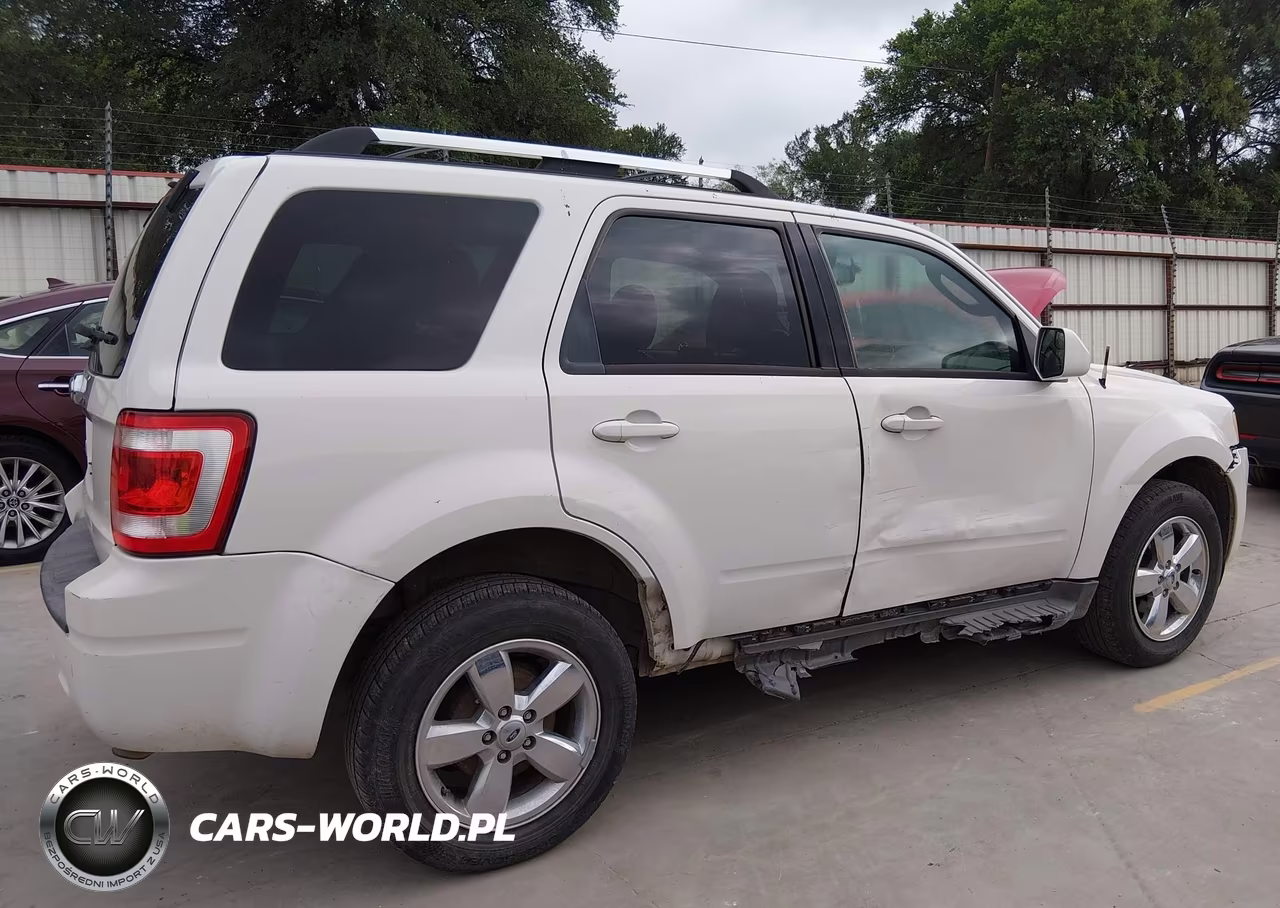 2011 Ford Escape Limited VIN:1FMCU0E71BKC62684 - 18