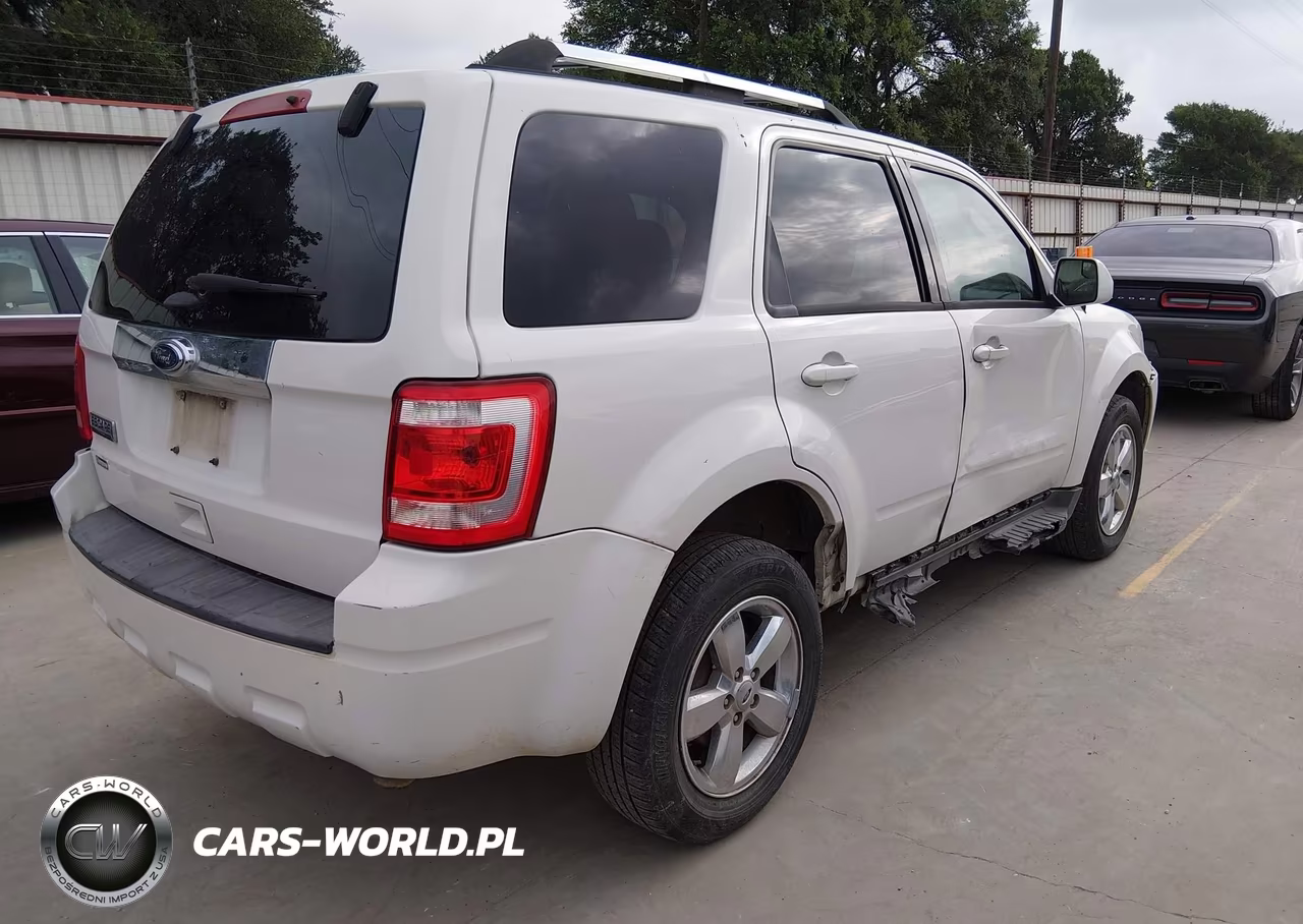 2011 Ford Escape Limited VIN:1FMCU0E71BKC62684 - 4