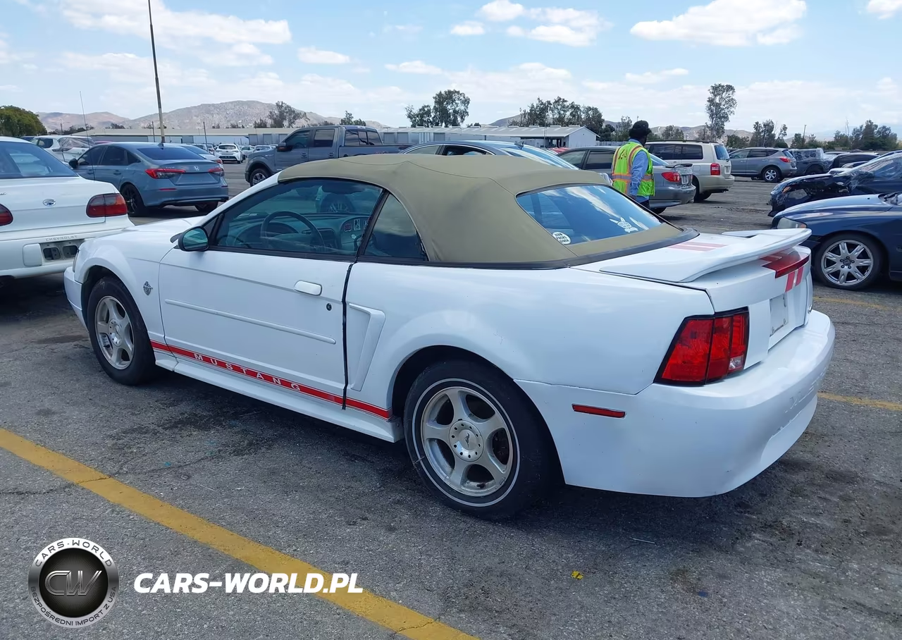 2000 Ford Mustang VIN:1FAFP4441YF140017 - 3