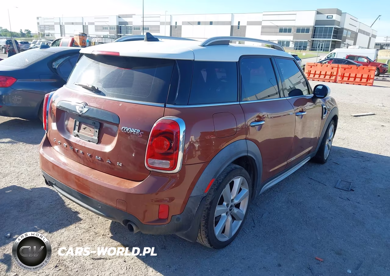 2018 Mini Countryman Cooper S VIN:WMZYT3C31J3D99666 - 4