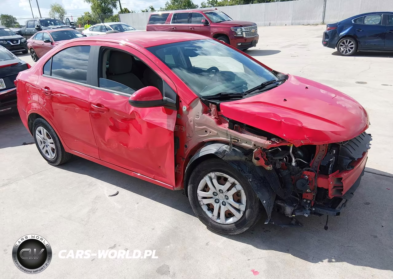 2018 Chevrolet Sonic Ls Auto – zdjęcie 1 z 12