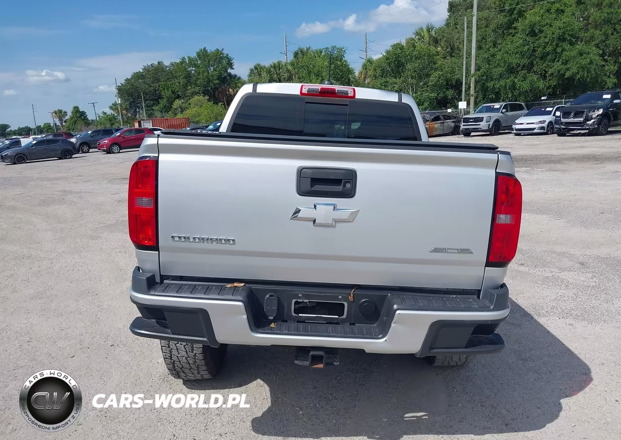 2016 Chevrolet Colorado Z71 VIN:1GCGTDE30G1375763 - 16
