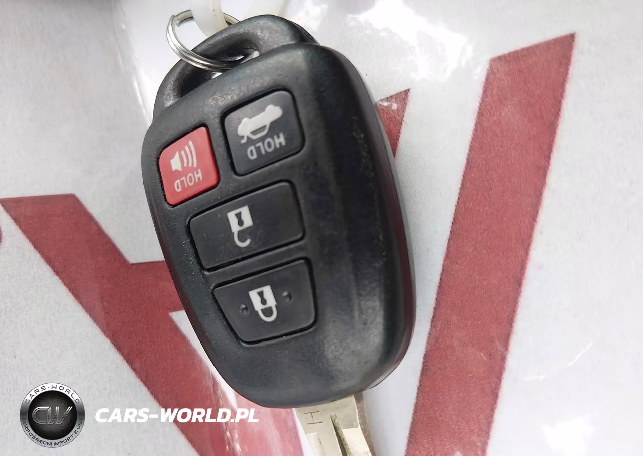 2014 Toyota Corolla Le Plus VIN:5YFBURHE4EP067666 - 11