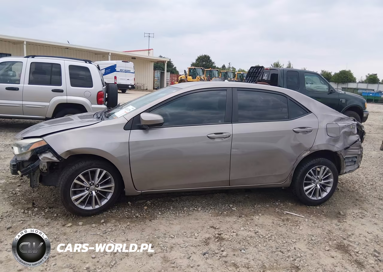 2014 Toyota Corolla Le Plus VIN:5YFBURHE4EP067666 - 14