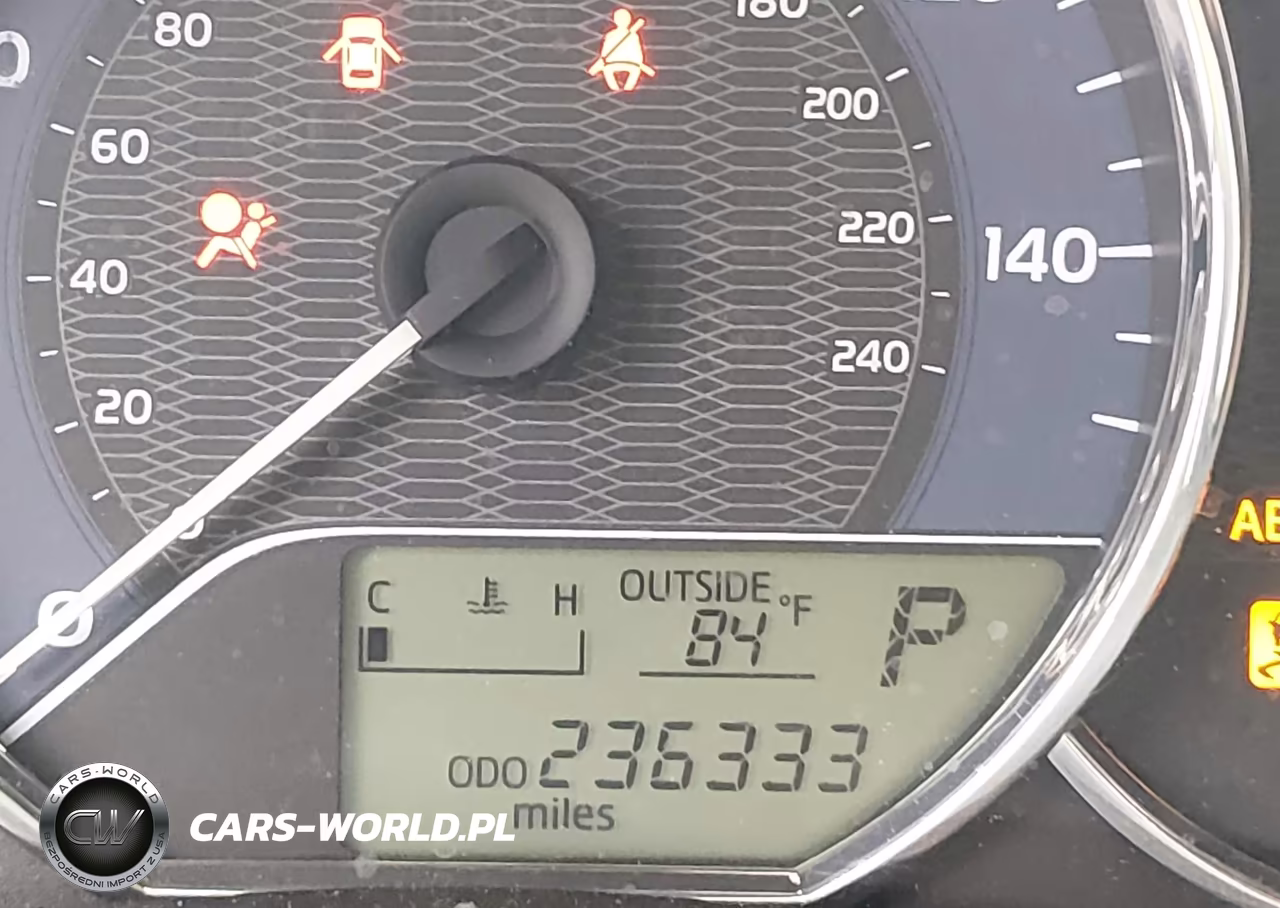 2014 Toyota Corolla Le Plus VIN:5YFBURHE4EP067666 - 15