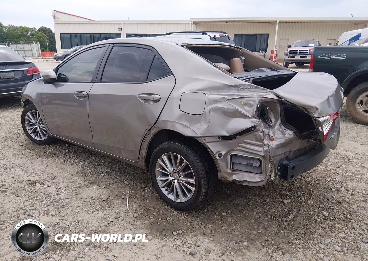 2014 Toyota Corolla Le Plus VIN:5YFBURHE4EP067666 - 3