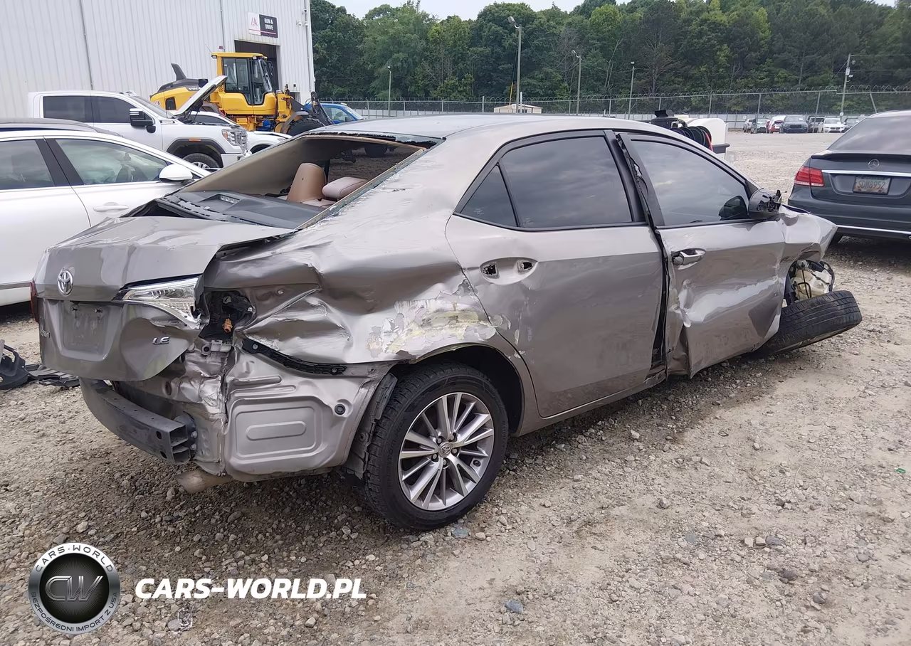 2014 Toyota Corolla Le Plus VIN:5YFBURHE4EP067666 - 4