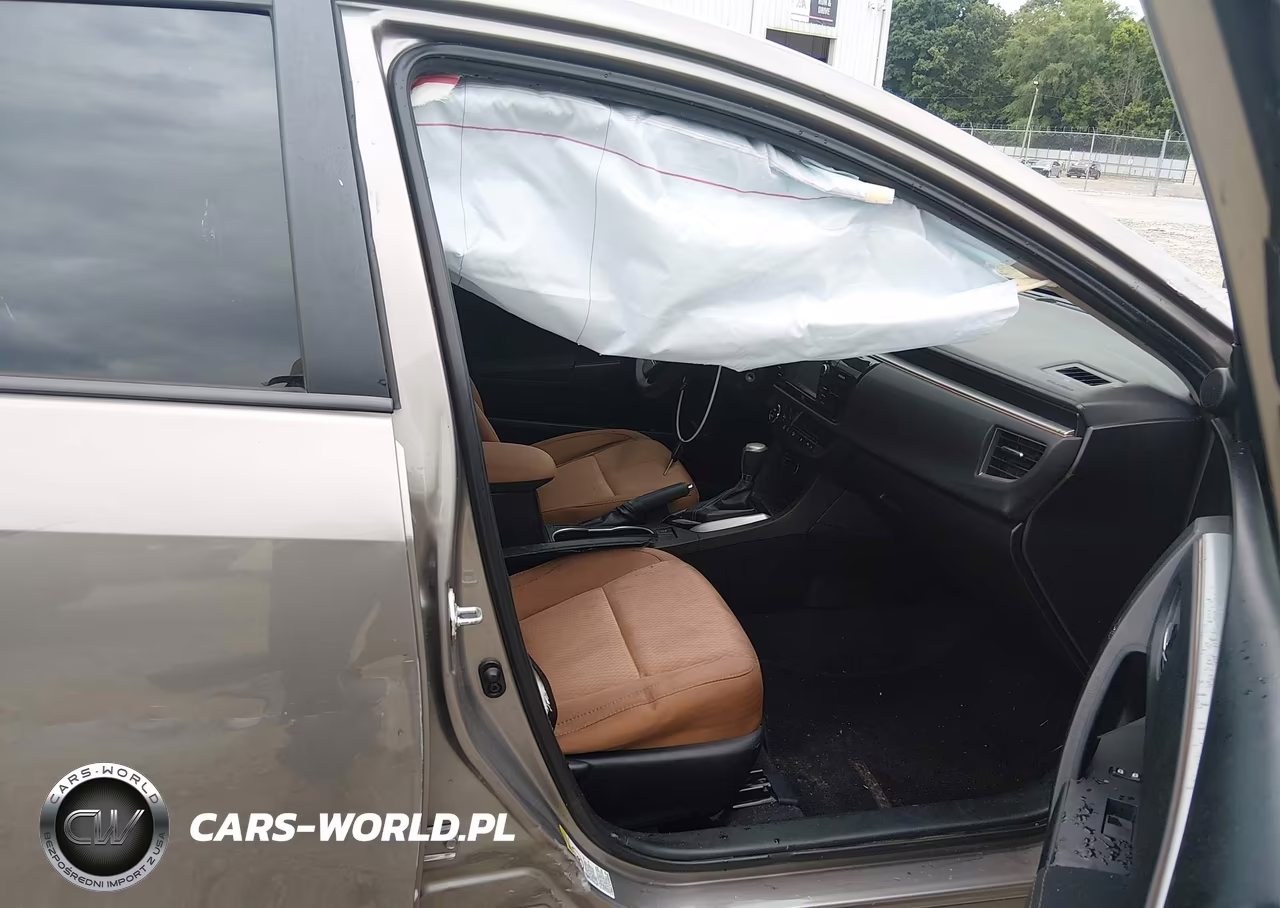 2014 Toyota Corolla Le Plus VIN:5YFBURHE4EP067666 - 5