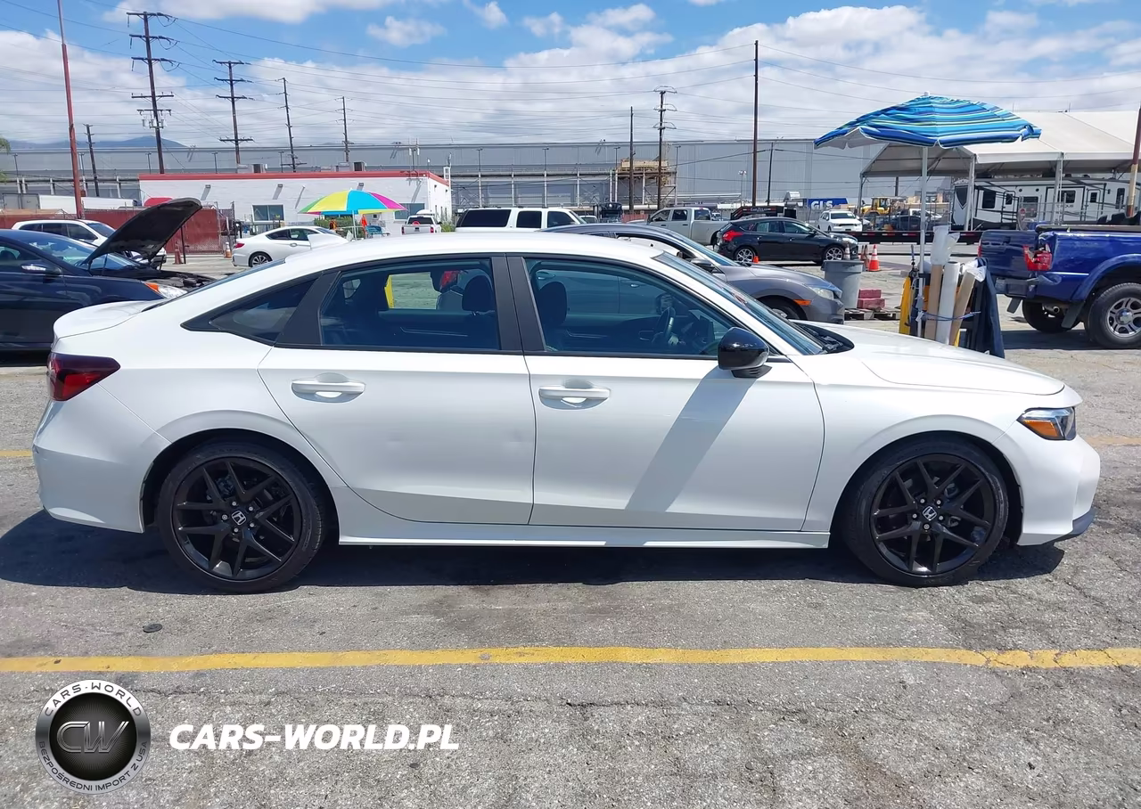 2025 Honda Civic Sport VIN:2HGFE2F57SH540438 - 13