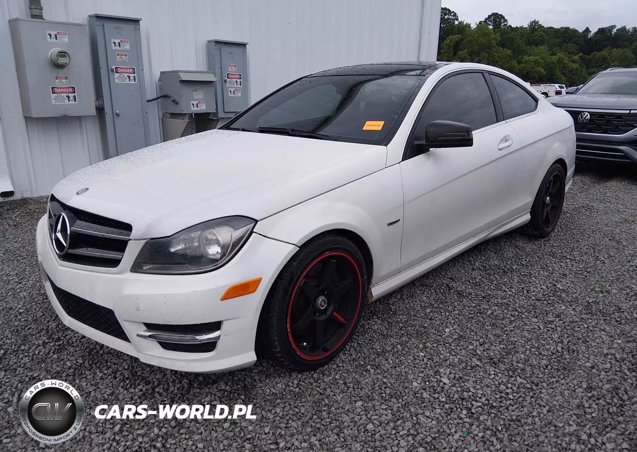 2013 Mercedes-Benz C 250 VIN:WDDGJ4HB0DF956600 - 2