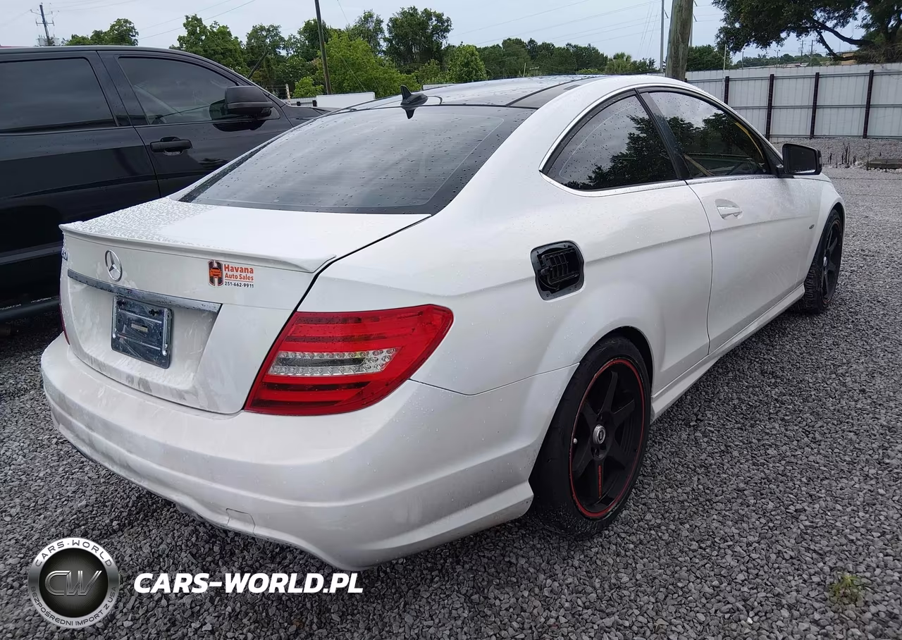 2013 Mercedes-Benz C 250 VIN:WDDGJ4HB0DF956600 - 4