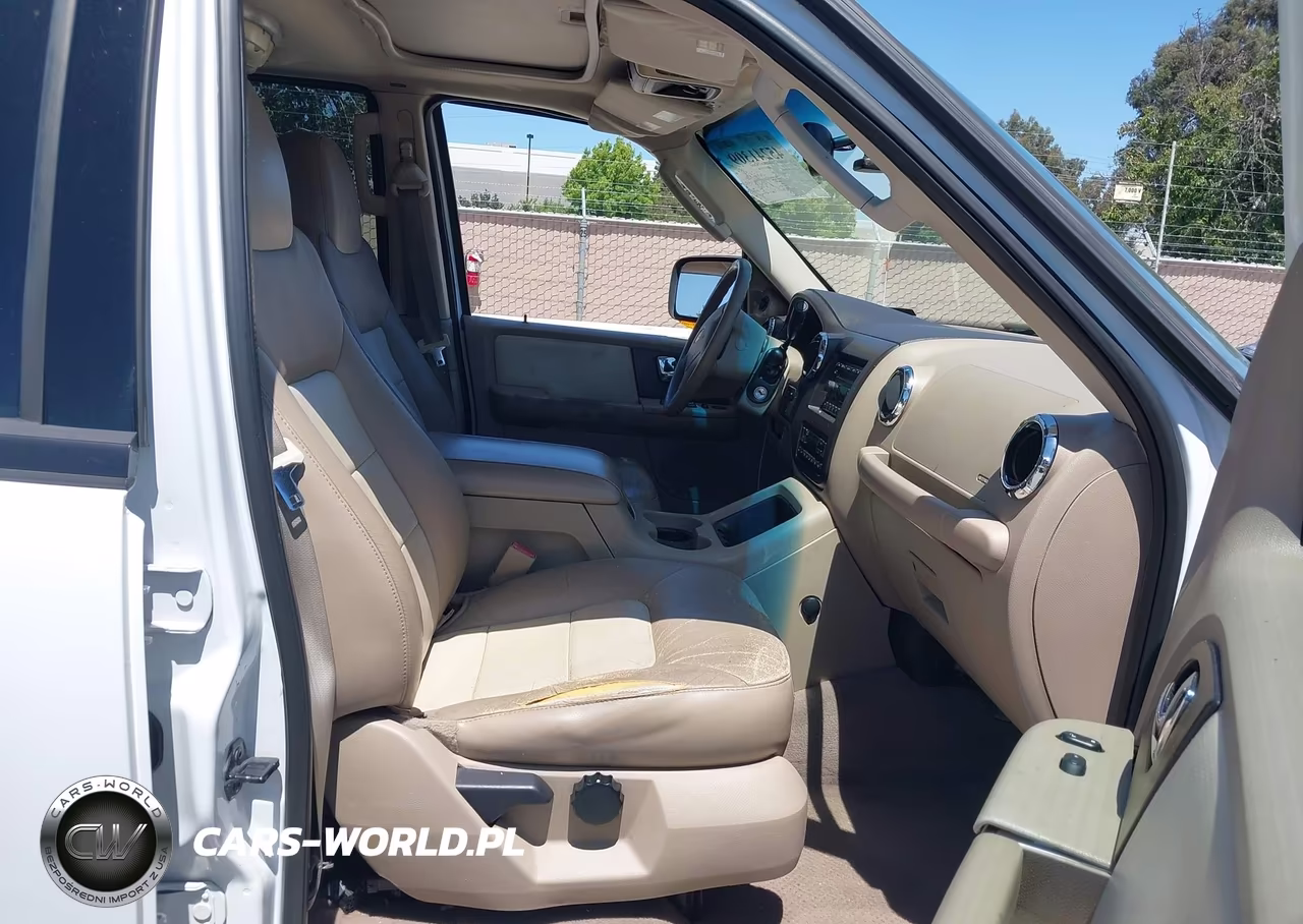 2005 Ford Expedition Eddie Bauer-King Ranch VIN:1FMFU17585LA26580 - 5