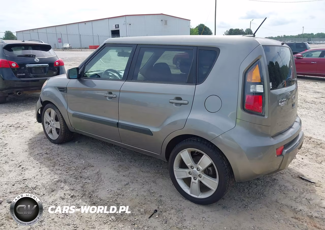 2011 Kia Soul ! VIN:KNDJT2A22B7345547 - 3