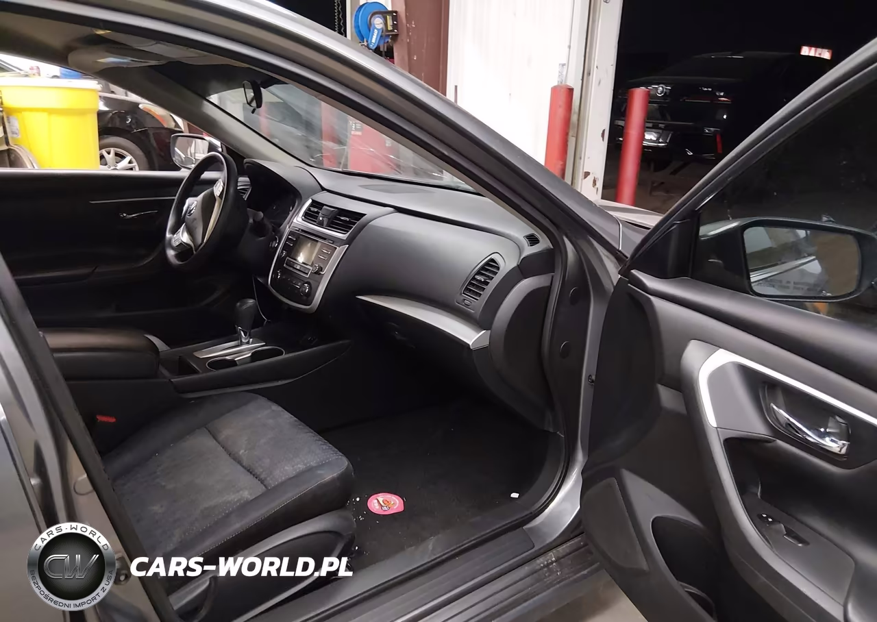 2016 Nissan Altima 2.5 S VIN:1N4AL3AP2GC273464 - 5