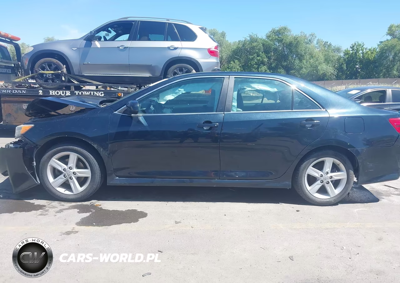 2014 Toyota Camry Se VIN:4T1BF1FK6EU429418 - 14