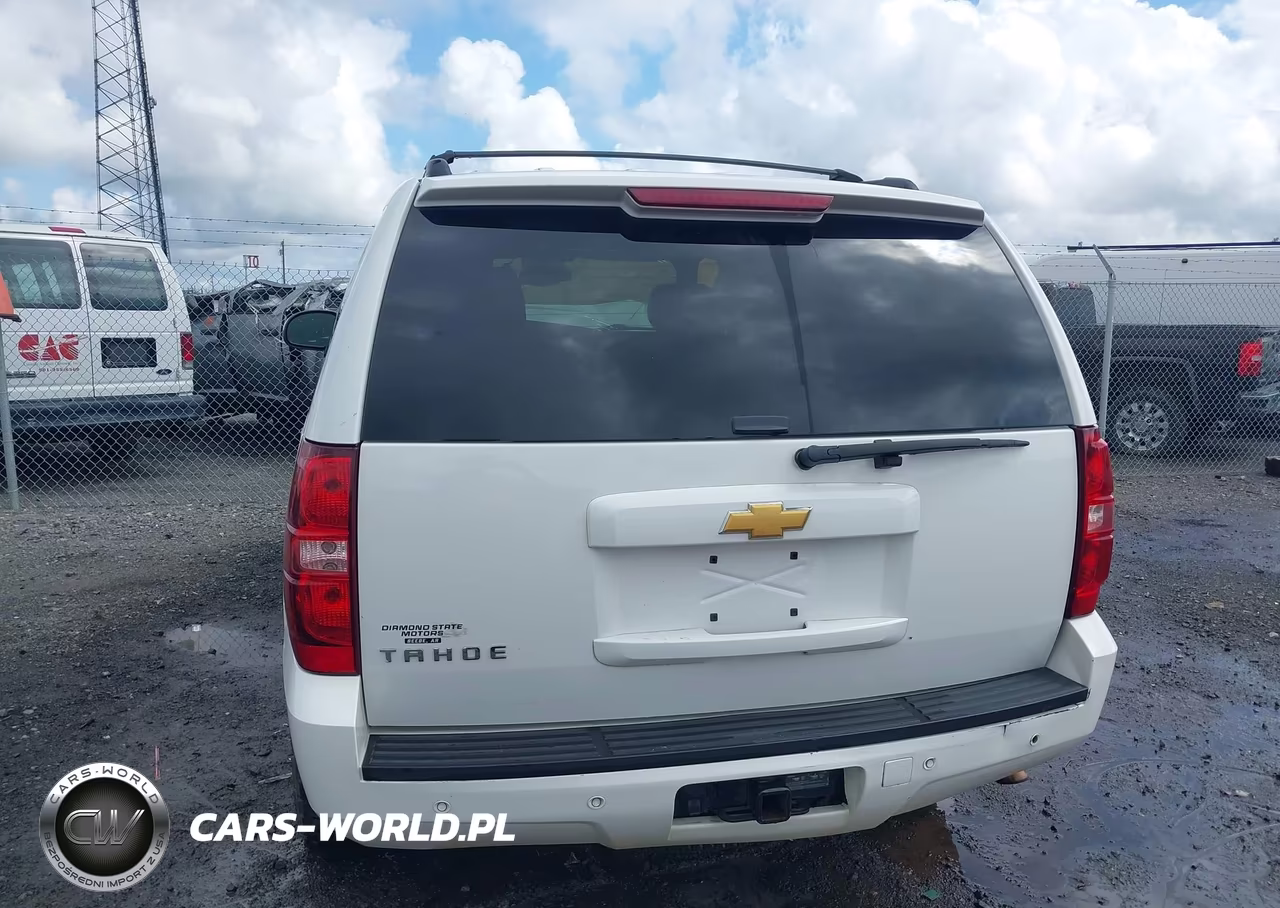 2013 Chevrolet Tahoe Lt VIN:1GNSCBE05DR369756 - 17