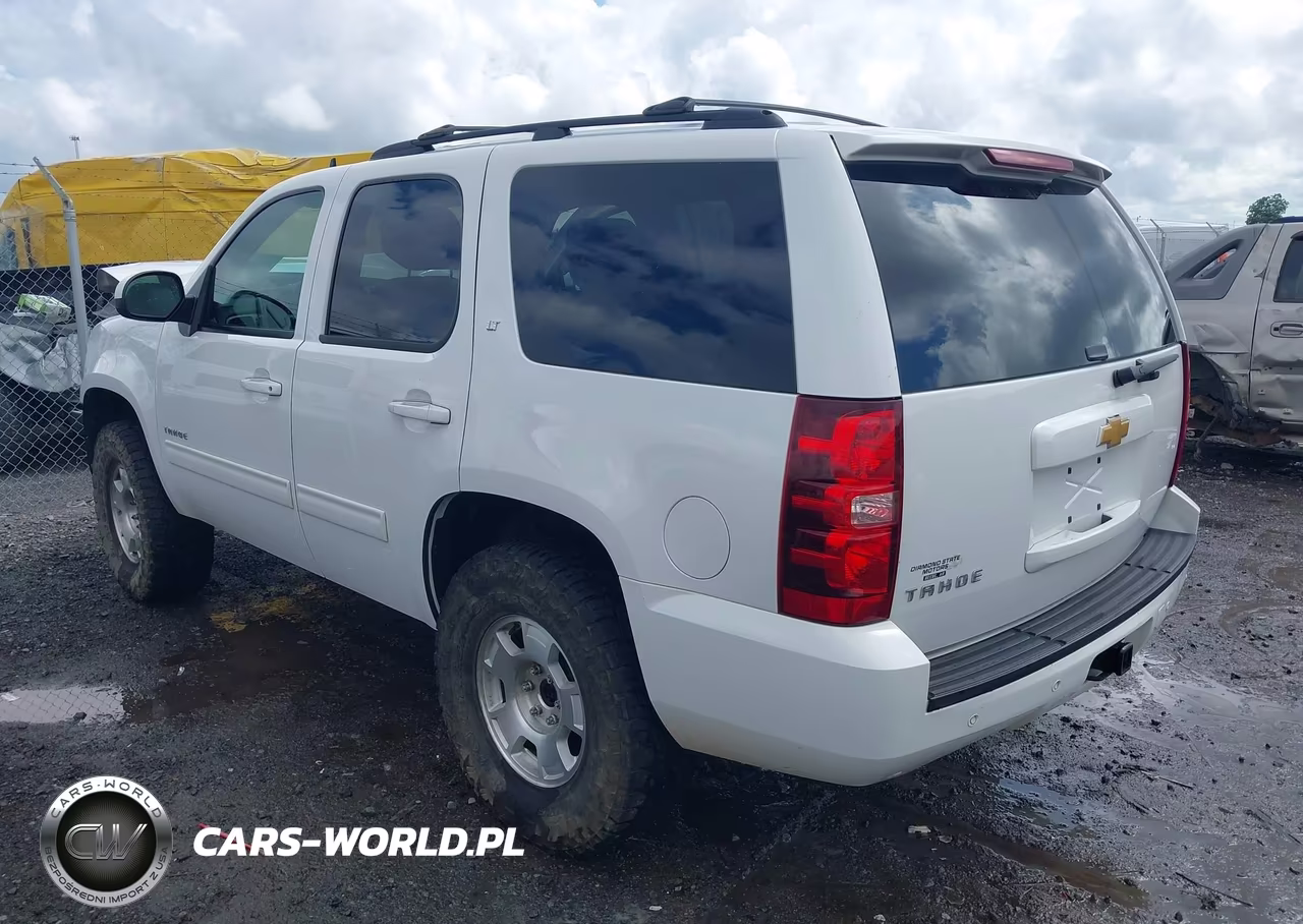2013 Chevrolet Tahoe Lt VIN:1GNSCBE05DR369756 - 3