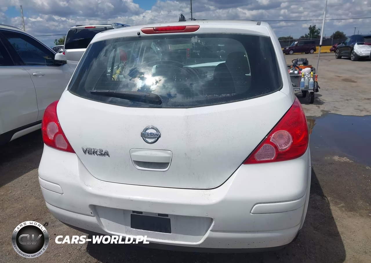 2010 Nissan Versa 1.8S VIN:3N1BC1CP7AL438875 - 16