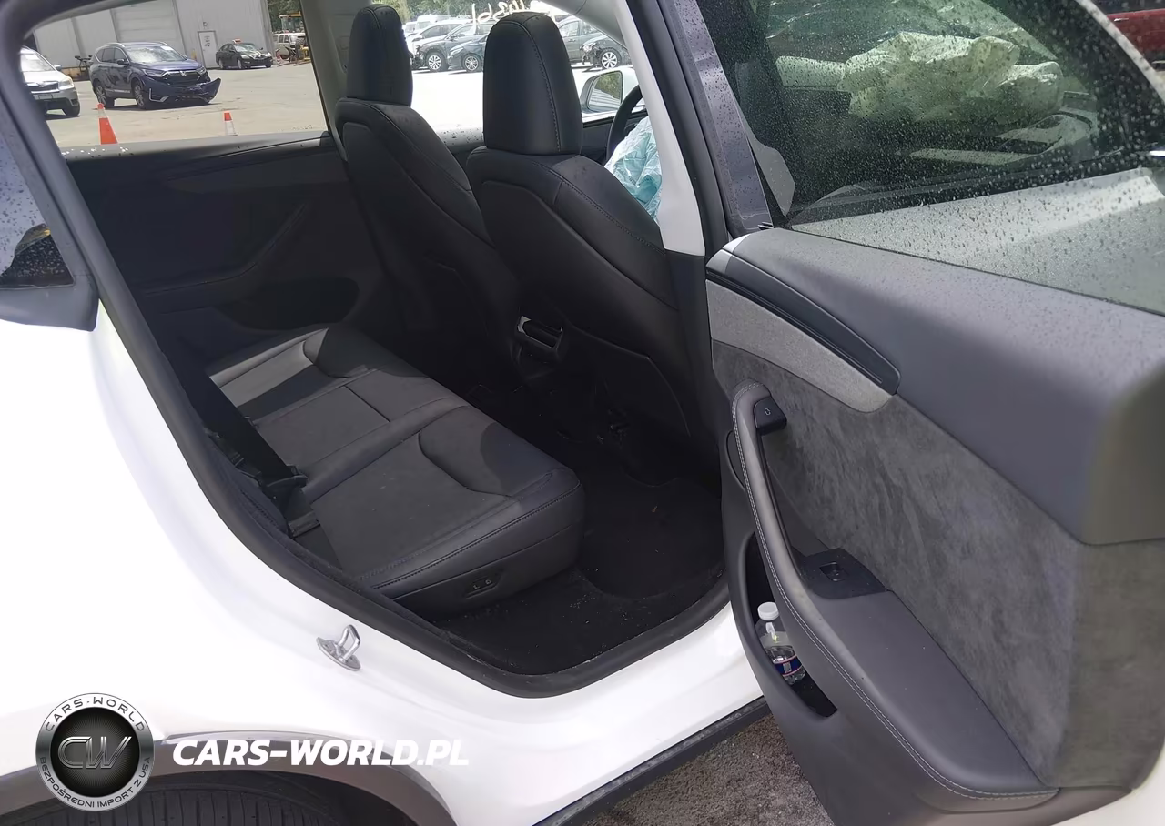 2026 Tesla Model Y All-Wheel Drive-Long Range Launch Series-Premium All-Wheel Drive VIN:7SAYGDEE0TA484199 - 8