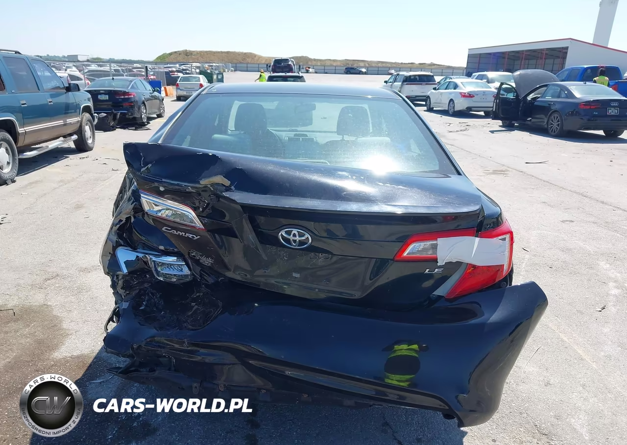 2014 Toyota Camry Le VIN:4T4BF1FK9ER377238 - 6