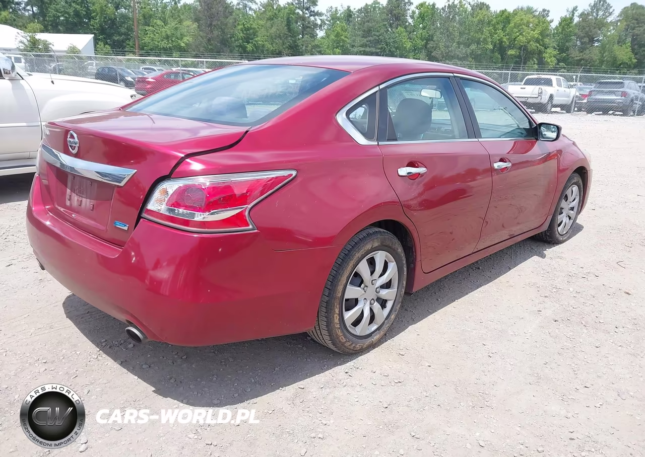 2014 Nissan Altima 2.5 S VIN:1N4AL3AP0EC417333 - 4