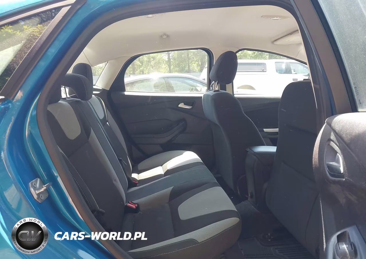 2012 Ford Focus Se VIN:1FAHP3F22CL117211 - 8