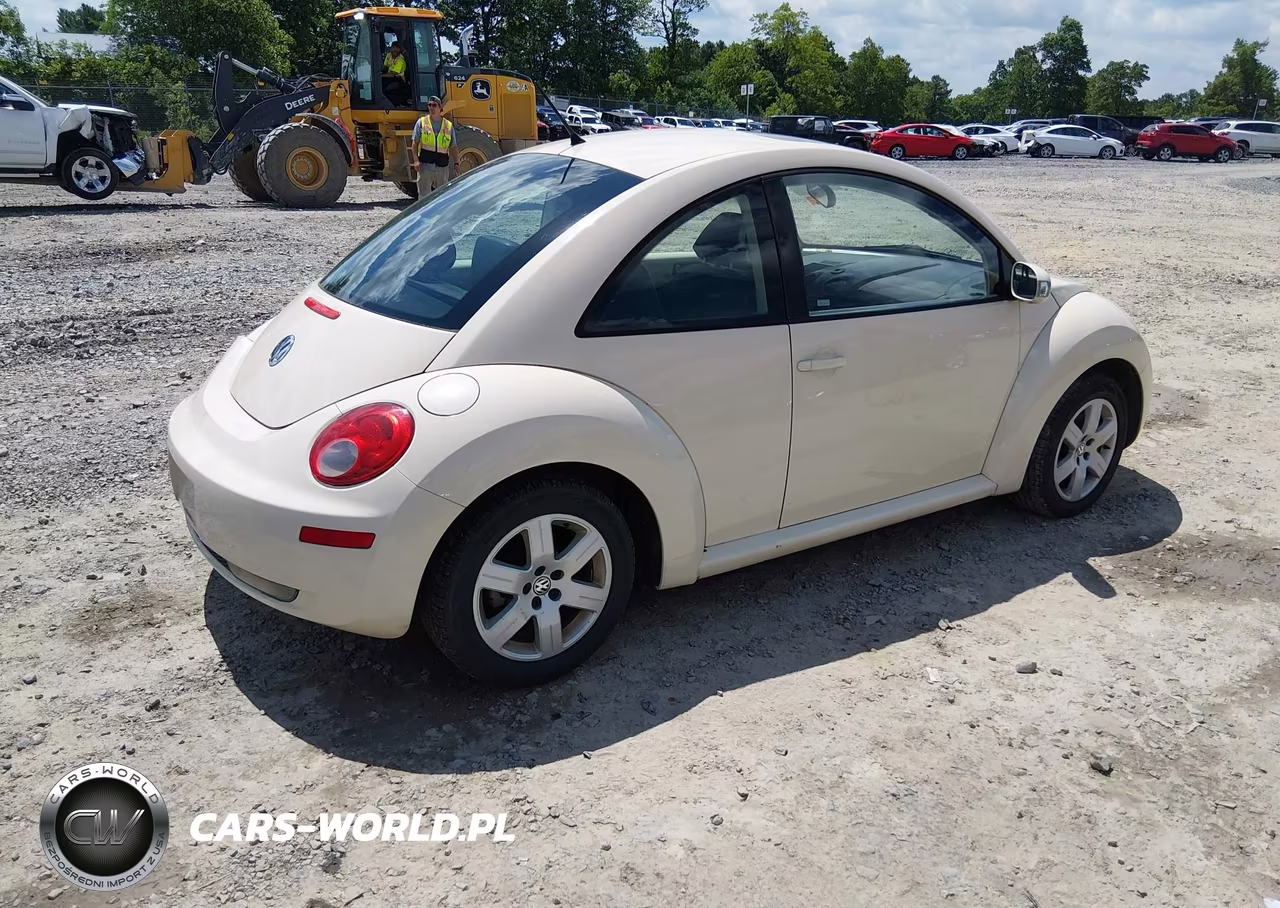2007 Volkswagen New Beetle 2.5 VIN:3VWRW31C47M521159 - 4